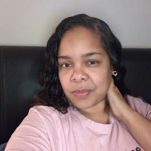 Meet your Posher, Juana